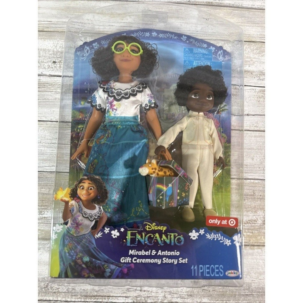 Disney Encanto Mirabel and Antonio Gift Ceremony Story Set